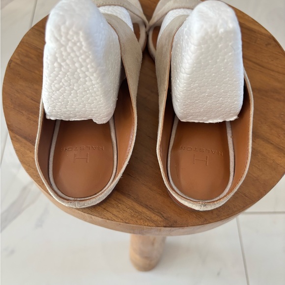 Halston Heritage Neutral Beige Suede Slide Mules - Picture 12 of 14